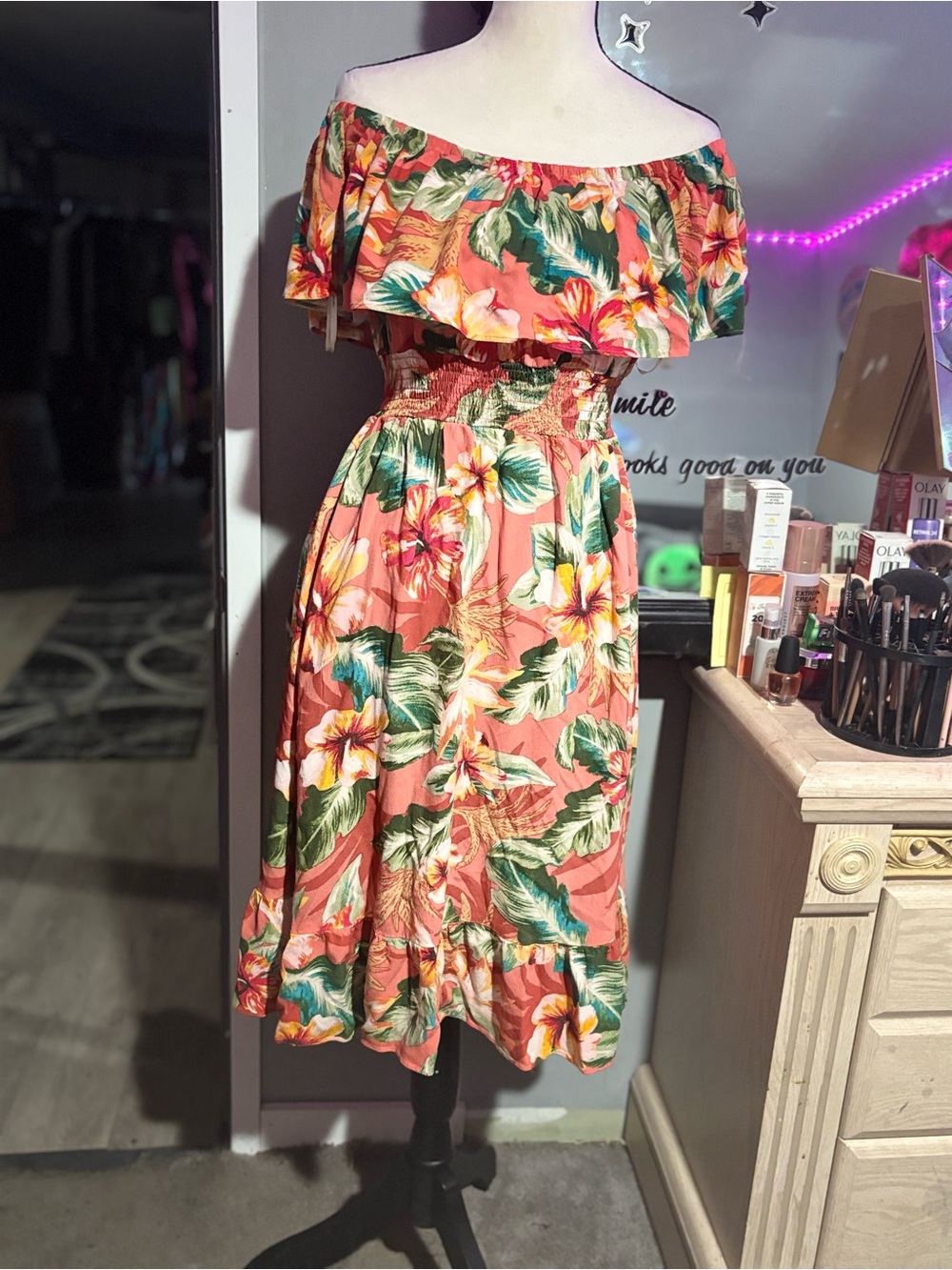 NWOT Forever 21 Off-Shoulder Floral Midi Dress in Coral